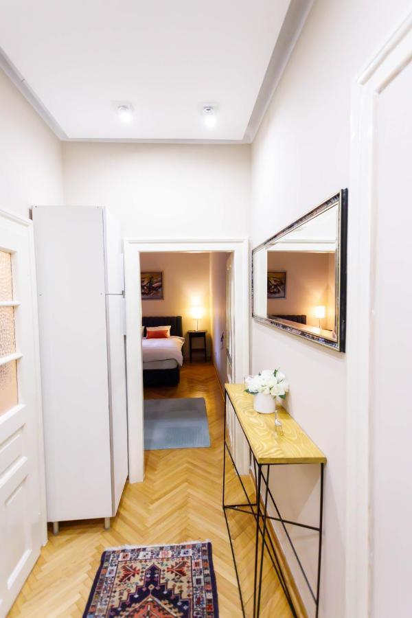 Family Apart Apartment Belgrade Luaran gambar